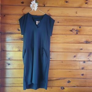 Elegant Navy Midi Dress with V-Neck